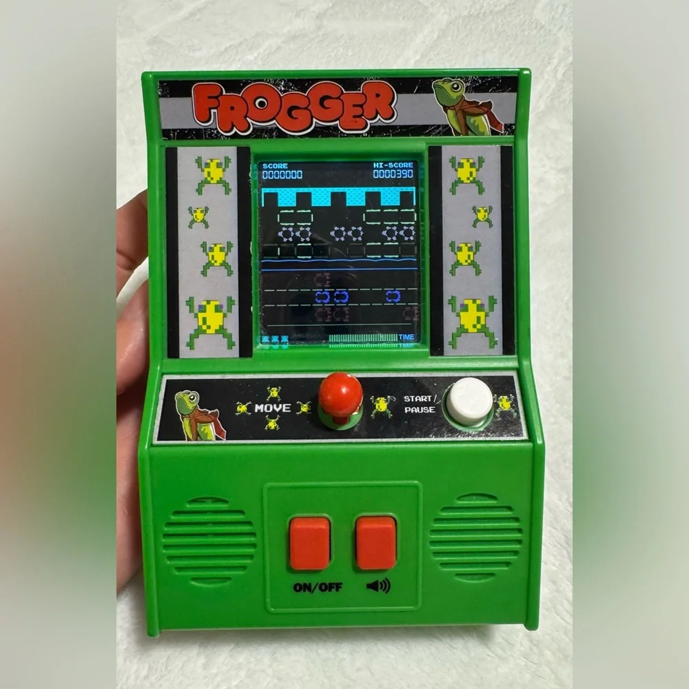 Retro FROGGER Handheld Game Console Mini Arcade Game Electronic By Konami